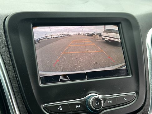 Used 2023 Chevrolet Equinox LT w/ LPO, Floor Liner Package image 19