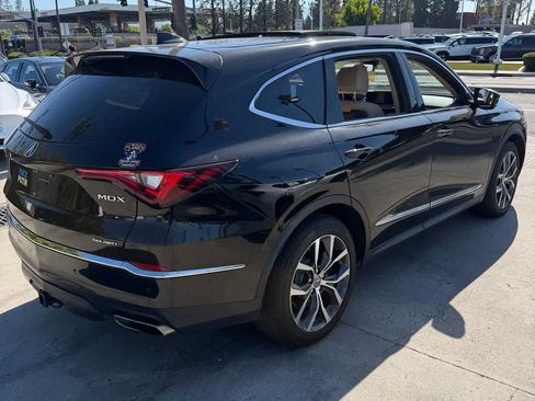 Used 2022 Acura MDX w/ Technology Package AWD/4WD image 5