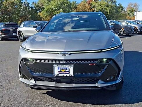 New 2026 Chevrolet Equinox EV RS image 7