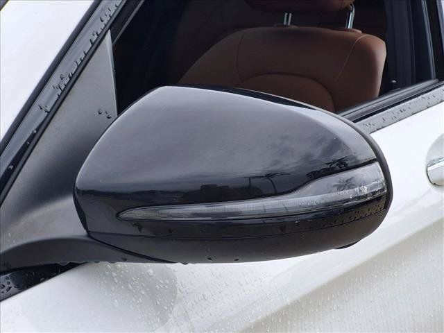 Used 2020 Mercedes-Benz GLC 300 image 10