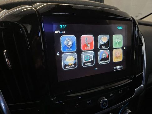Used 2018 Chevrolet Traverse LT AWD/4WD image 15