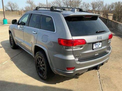 Used 2015 Jeep Grand Cherokee Overland image 4