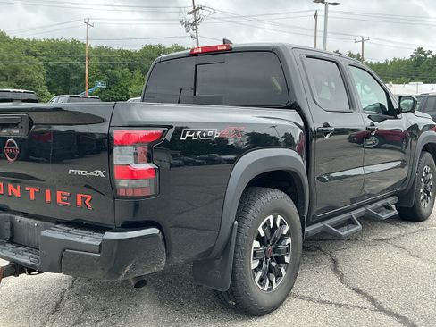 Used 2023 Nissan Frontier PRO-4X w/ Pro Convenience Package AWD/4WD image 2