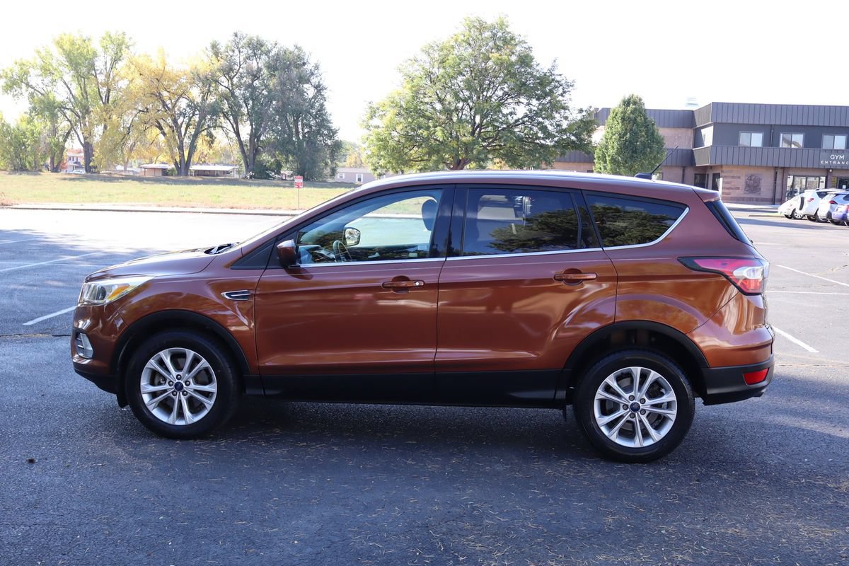 Used 2017 Ford Escape SE AWD/4WD image 9