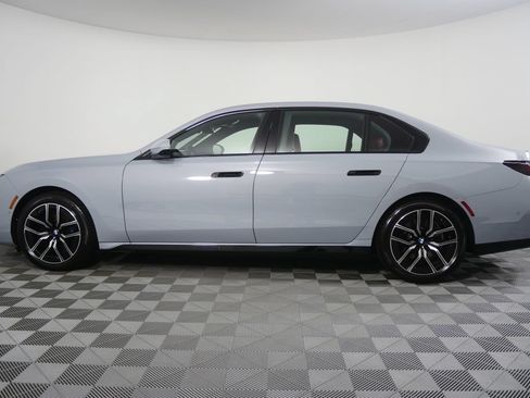 Used 2026 BMW 740i xDrive AWD/4WD image 6