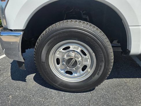 Used 2019 Ford F350 XL w/ XL Value Package image 11