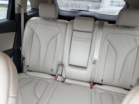 Used 2016 Lincoln MKX Select w/ Select Plus Package image 6