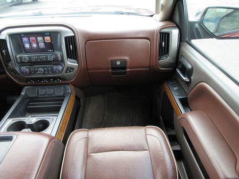 Used 2014 Chevrolet Silverado 1500 High Country w/ High Country Premium Package AWD/4WD image 9