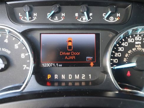 Used 2014 Ford F150 XLT w/ XLT Chrome Package image 16