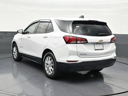 Used 2024 Chevrolet Equinox LS FWD image 3