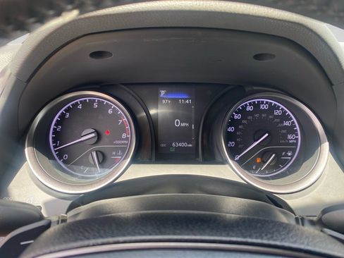 Used 2024 Toyota Camry SE FWD image 20