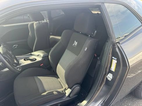 Used 2022 Dodge Challenger R/T Scat Pack RWD image 14