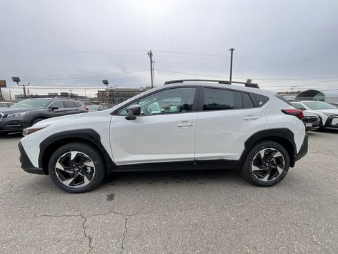 Used 2025 Subaru Crosstrek 2.5i Limited w/ Crosstrek Mirror Package image 5