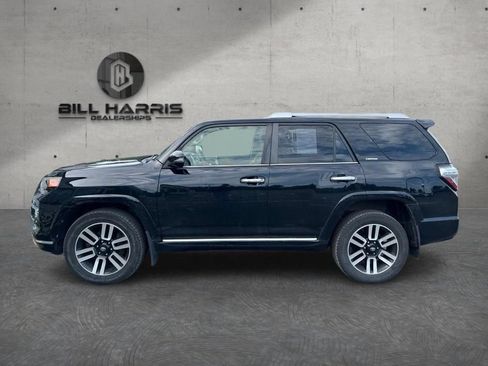 Used 2016 Toyota 4Runner Limited AWD/4WD image 3