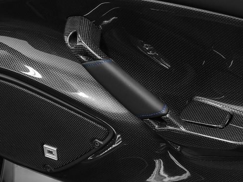 Certified 2020 Ferrari 488 Pista Spider image 33