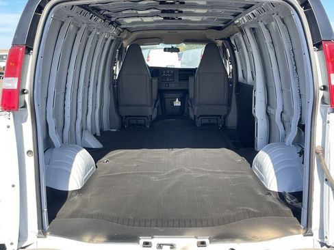 New 2025 GMC Savana 2500 Extended w/ Driver Convenience Package image 24