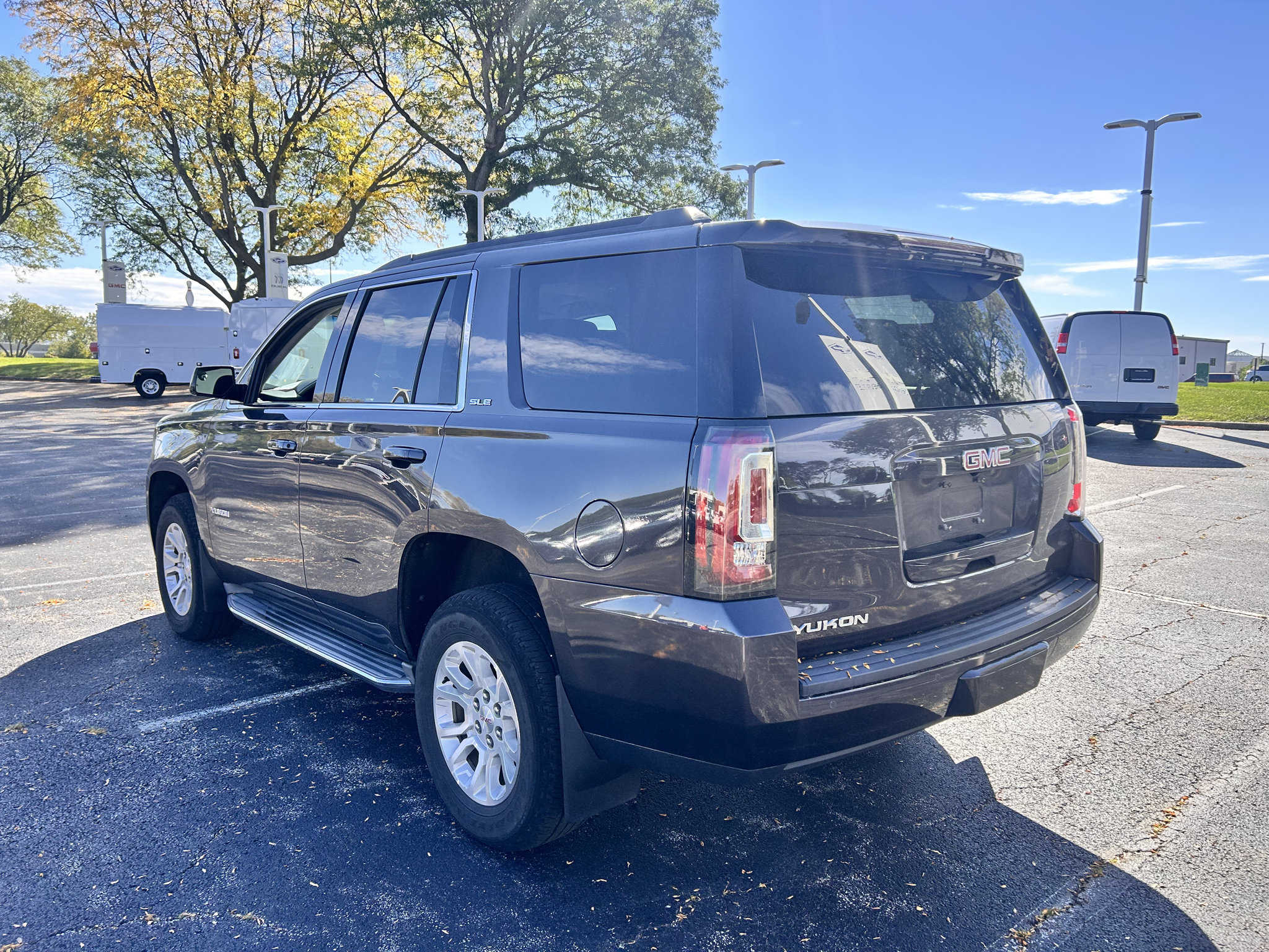 Used 2015 GMC Yukon SLE w/ Convenience Package AWD/4WD image 7
