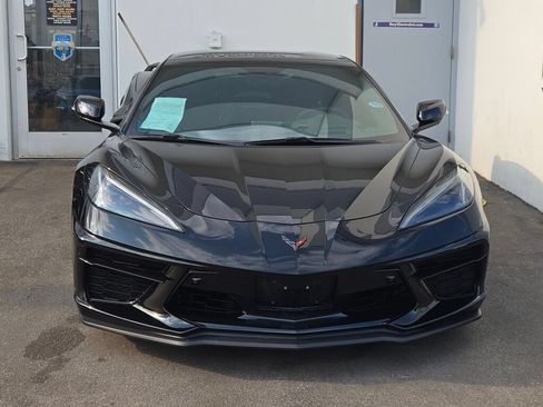 Used 2022 Chevrolet Corvette Stingray Premium Conv w/ Z51 Performance Package RWD image 2