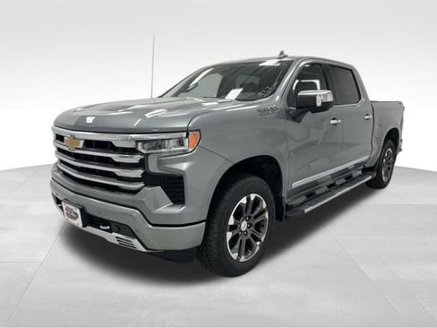 New 2026 Chevrolet Silverado 1500 High Country w/ Technology Package AWD/4WD image 3