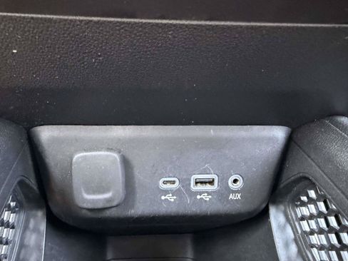 Certified 2023 Chevrolet TrailBlazer LT AWD/4WD image 21