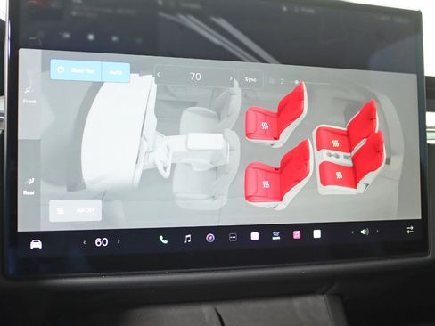 Used 2022 Tesla Model X image 20