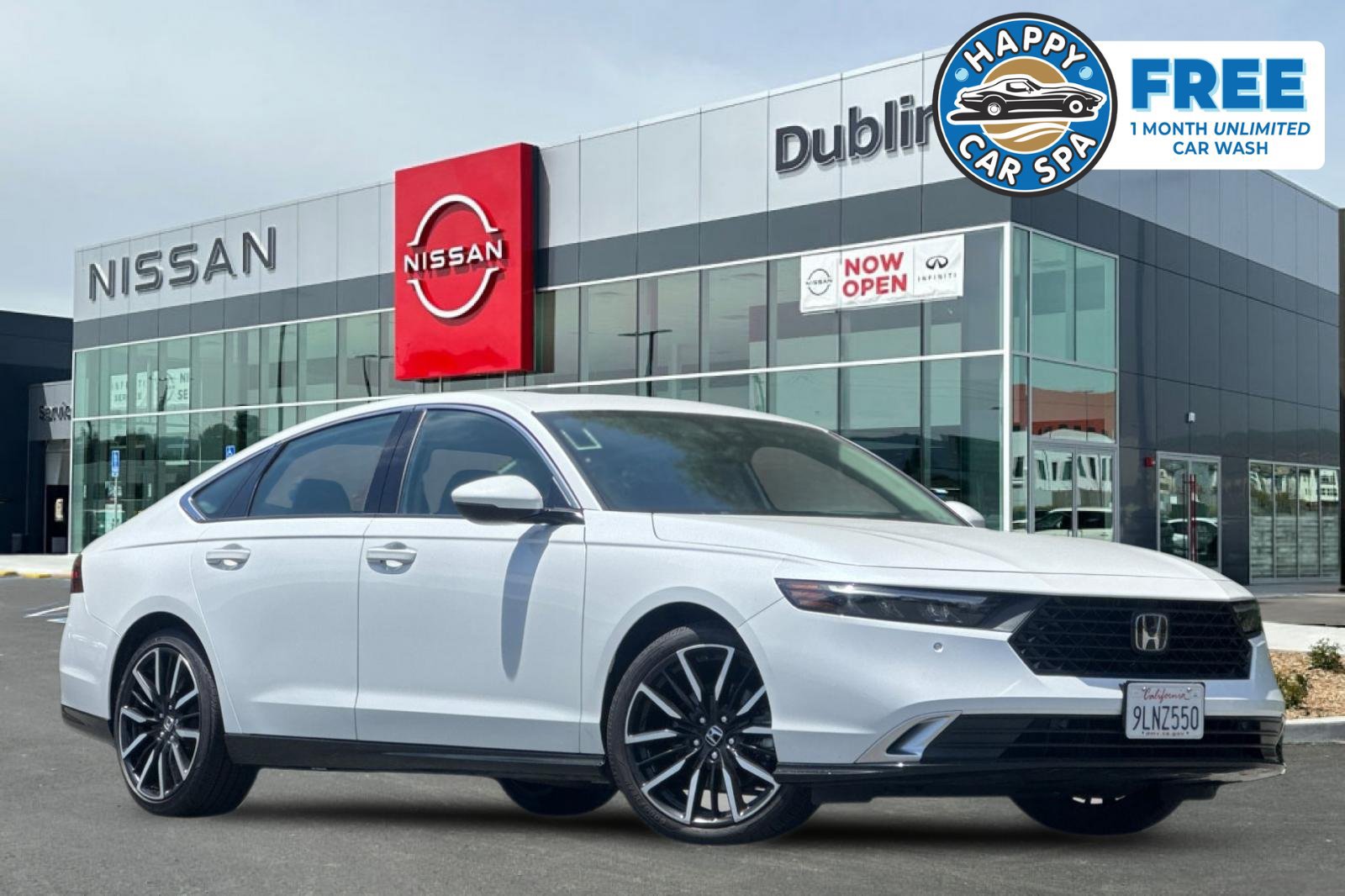 Used 2024 Honda Accord Touring image 1