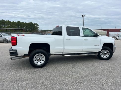 Used 2018 Chevrolet Silverado 2500 LT image 9