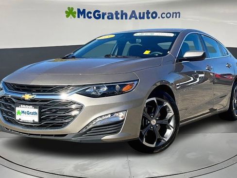 Used 2024 Chevrolet Malibu LT image 3