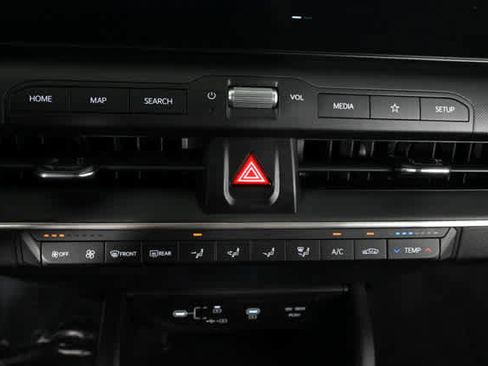 Used 2025 Kia K4 LXS image 23