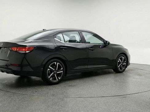 Used 2025 Nissan Sentra SV FWD image 9