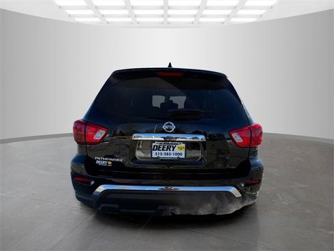 Used 2019 Nissan Pathfinder S image 6