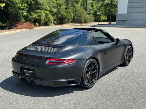 Used 2017 Porsche 911 Targa 4 GTS AWD/4WD image 30