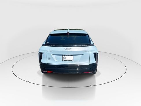Used 2024 Cadillac Lyriq Luxury w/ LPO, Floor Liner Package RWD image 7