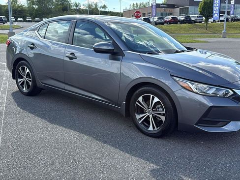 Used 2023 Nissan Sentra SV FWD image 2
