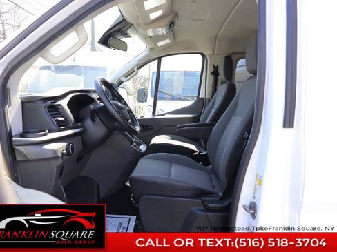 Used 2023 Ford Transit 350 XLT image 34