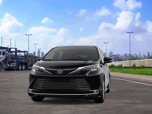 New 2026 Toyota Sienna Limited AWD/4WD image 70