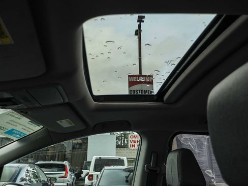 Used 2018 Honda Odyssey EX-L image 7