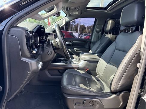 Certified 2022 GMC Sierra 1500 SLT w/ SLT Premium Plus Package AWD/4WD image 24