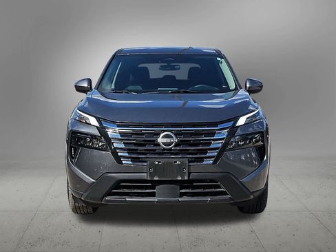 Used 2024 Nissan Rogue SV FWD image 9