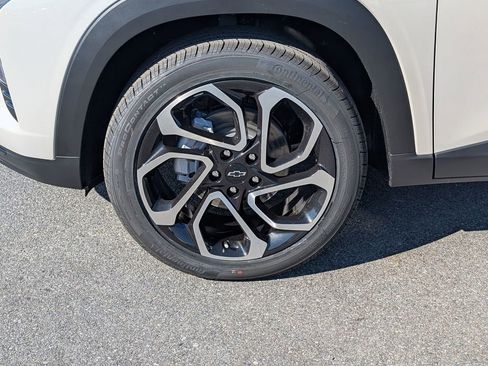 New 2026 Chevrolet Trax RS w/ Driver Confidence Package image 11