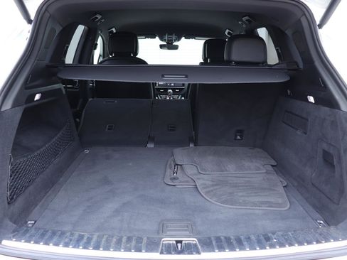 Used 2021 Porsche Cayenne image 15