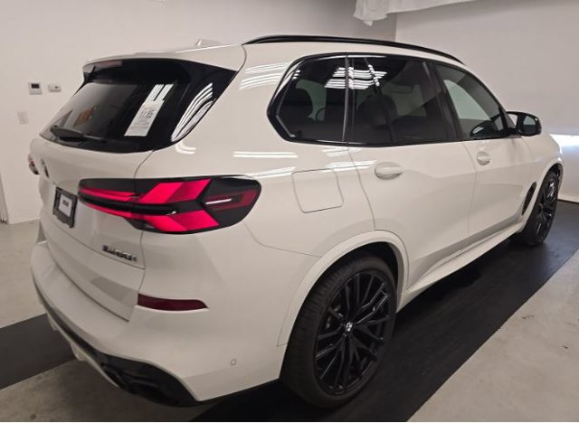 Used 2025 BMW X5 M60i w/ Executive Package AWD/4WD image 3