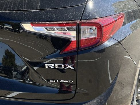 New 2026 Acura RDX SH-AWD image 7