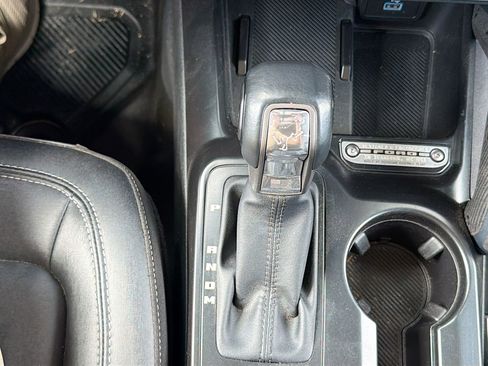 Used 2025 Ford Bronco Badlands AWD/4WD image 21