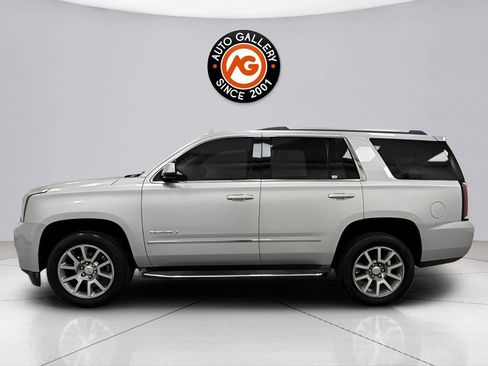 Used 2018 GMC Yukon Denali image 4