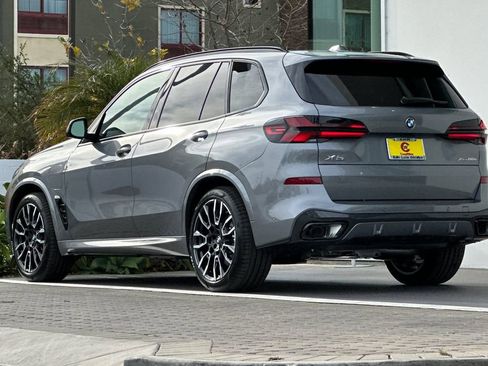 New 2026 BMW X5 xDrive50e w/ M Sport Package image 5