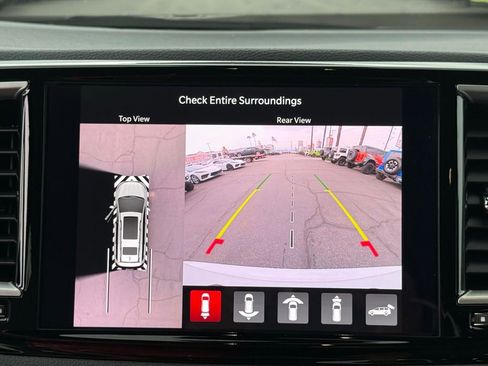 New 2026 Chrysler Pacifica Select image 27