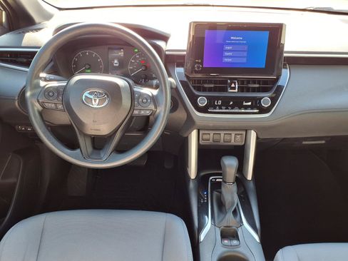 Used 2024 Toyota Corolla Cross AWD Hybrid image 12