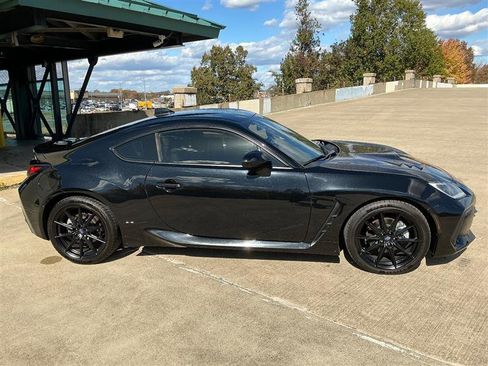 Used 2022 Subaru BRZ Limited image 3