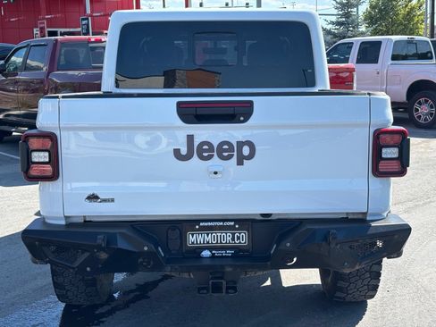Used 2022 Jeep Gladiator Rubicon w/ LED Lighting Group AWD/4WD image 9